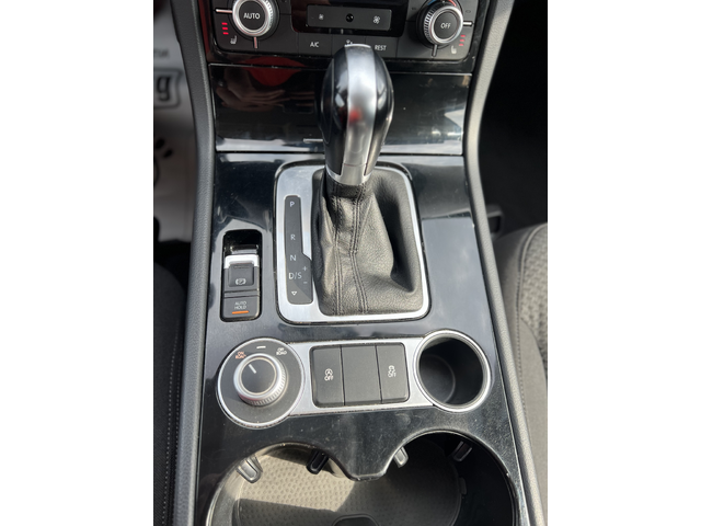 VW Touareg 3.0TDI TOP - автомобили, коли, обяви за нови и употребявани 10