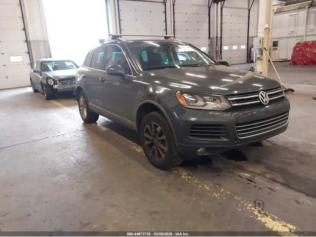 VW TOUAREG 3.6L V-6 DI, DOHC, VVT, 280HP All Wheel Drive - автомобили, коли, обяви за нови и употребявани 0