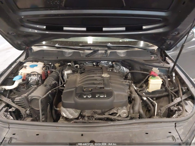 VW TOUAREG 3.6L V-6 DI, DOHC, VVT, 280HP All Wheel Drive - автомобили, коли, обяви за нови и употребявани 9