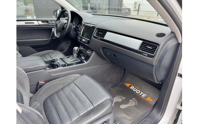 VW Touareg 3.0TDi Подгрев/Панорама - автомобили, коли, обяви за нови и употребявани 9