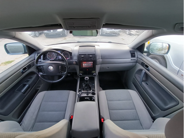 VW Touareg 2.5TDI/SPORT - автомобили, коли, обяви за нови и употребявани 11