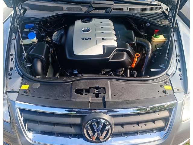 VW Touareg 2.5TDI/SPORT - автомобили, коли, обяви за нови и употребявани 8