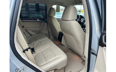 VW Touareg 3.0TDI* 239kc* BLUEMOTION* NAVI* LED* TOP* - автомобили, коли, обяви за нови и употребявани 6