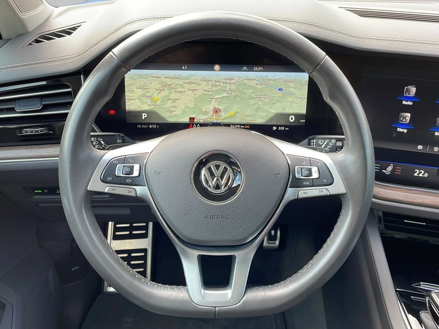 VW Touareg V8 TDI - автомобили, коли, обяви за нови и употребявани 5
