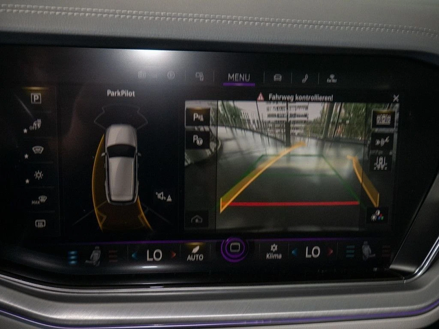 VW Touareg 3.0 V6 TDI - автомобили, коли, обяви за нови и употребявани 9