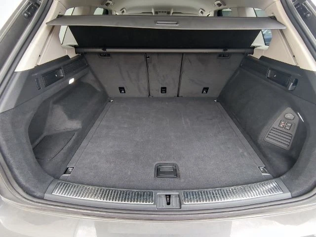 VW Touareg 3.0 TDI R-LINE 4M - автомобили, коли, обяви за нови и употребявани 4