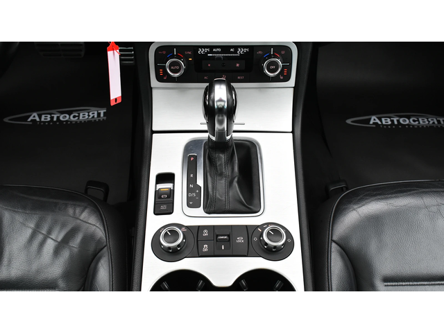 VW Touareg 3.0 TDI V6 4MOTION Automatic - автомобили, коли, обяви за нови и употребявани 11