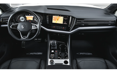 VW Touareg R-Line 3.0 TDI V6 4Motion Tiptronic - автомобили, коли, обяви за нови и употребявани 7