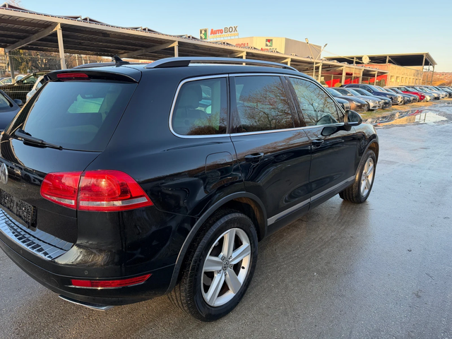 VW Touareg 3.0TDI 239k.c. 170хил.км. - автомобили, коли, обяви за нови и употребявани 3