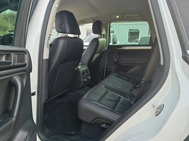 VW Touareg 3.0TDI 245к.с 4х4 Топ състояние - автомобили, коли, обяви за нови и употребявани 10