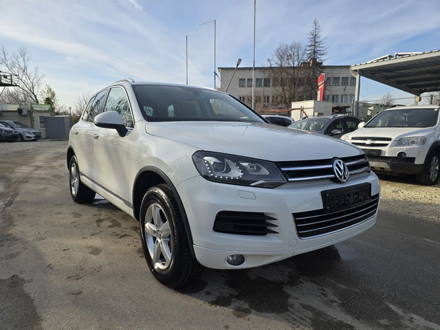 VW Touareg 3.0TDI 245к.с 4х4 Топ състояние - автомобили, коли, обяви за нови и употребявани 1
