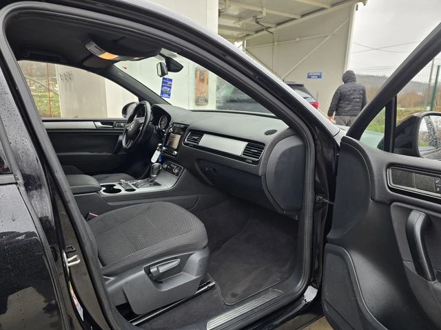 VW Touareg 3.0TDI 239к.с 4х4 tiptronic - автомобили, коли, обяви за нови и употребявани 12