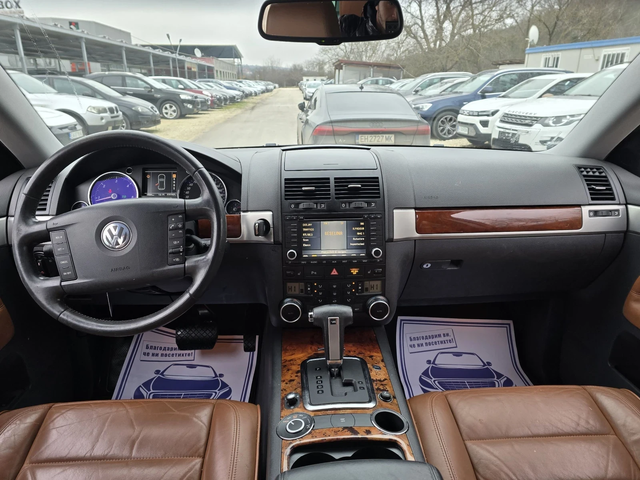 VW Touareg 3.0TDI 224к.с  4x4 Топ състояние - автомобили, коли, обяви за нови и употребявани 14