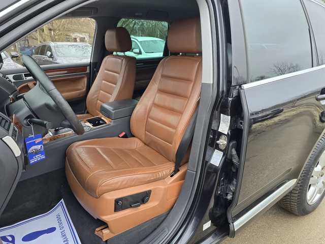 VW Touareg 3.0TDI 224к.с  4x4 Топ състояние - автомобили, коли, обяви за нови и употребявани 8