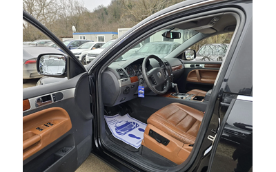 VW Touareg 3.0TDI 224к.с  4x4 Топ състояние - автомобили, коли, обяви за нови и употребявани 9