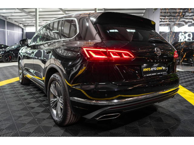 VW Touareg 50TDI 4MOTION FULL R LINE ПАНО ЛИЗИНГ 100% - автомобили, коли, обяви за нови и употребявани 4