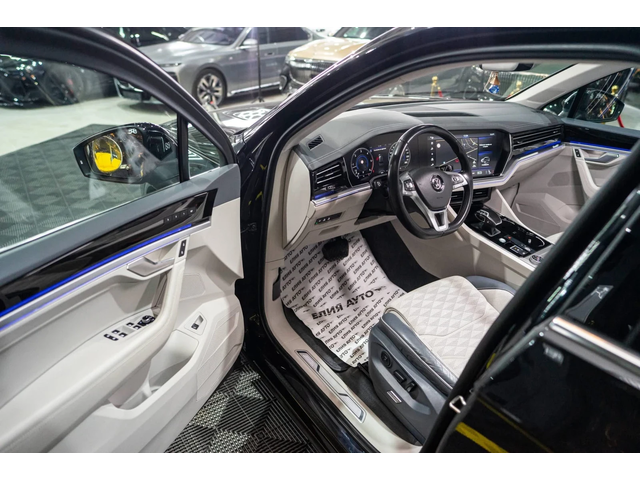 VW Touareg 50TDI 4MOTION FULL R LINE ПАНО ЛИЗИНГ 100% - автомобили, коли, обяви за нови и употребявани 9