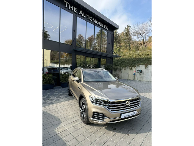 VW Touareg - автомобили, коли, обяви за нови и употребявани 1