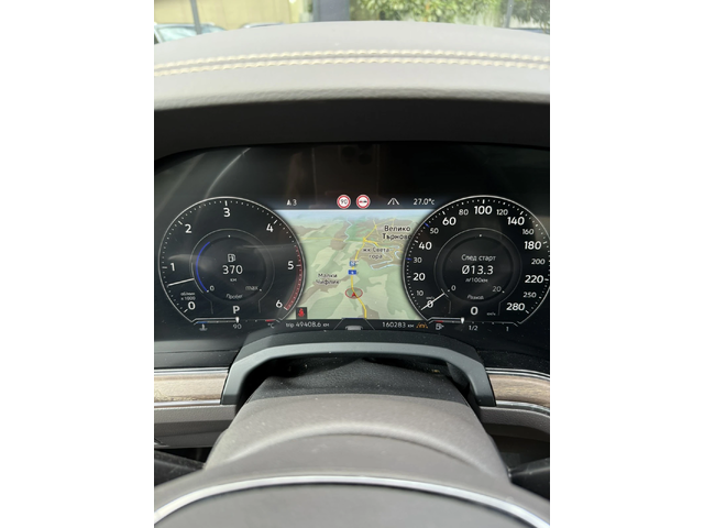 VW Touareg V6 - автомобили, коли, обяви за нови и употребявани 12