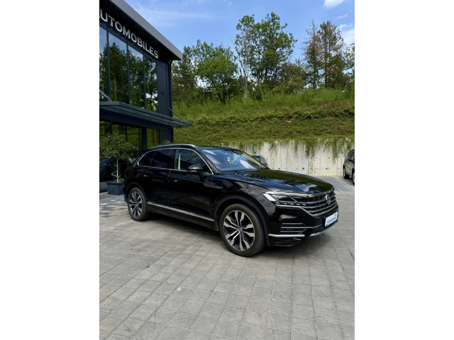 VW Touareg V6 - автомобили, коли, обяви за нови и употребявани 2