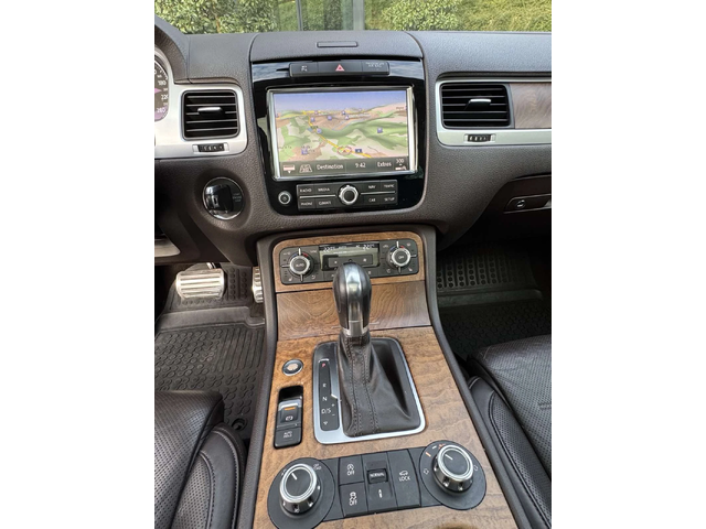 VW Touareg R-LINE - автомобили, коли, обяви за нови и употребявани 14