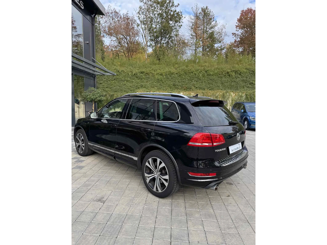 VW Touareg R-LINE - автомобили, коли, обяви за нови и употребявани 5