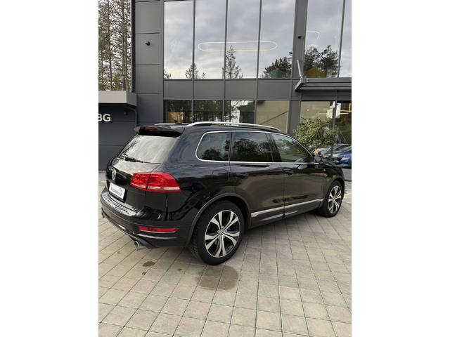 VW Touareg R-LINE - автомобили, коли, обяви за нови и употребявани 6