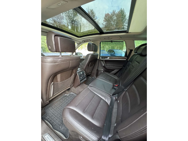 VW Touareg R-LINE - автомобили, коли, обяви за нови и употребявани 8