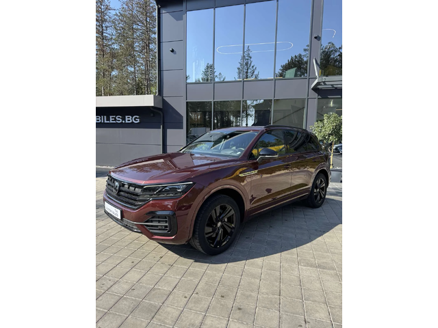 VW Touareg R-LINE - автомобили, коли, обяви за нови и употребявани 2