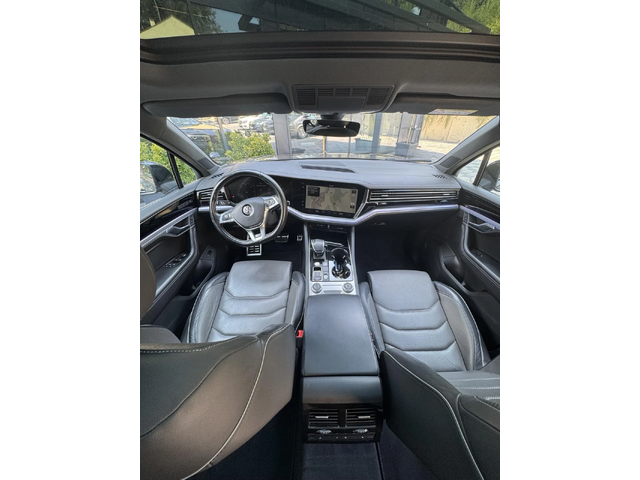 VW Touareg R-LINE - автомобили, коли, обяви за нови и употребявани 12