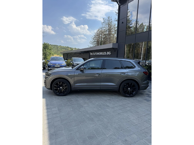 VW Touareg R-LINE - автомобили, коли, обяви за нови и употребявани 3