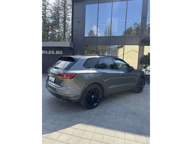 VW Touareg R-LINE - автомобили, коли, обяви за нови и употребявани 6