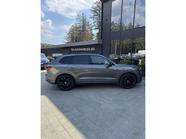 VW Touareg R-LINE - автомобили, коли, обяви за нови и употребявани 7