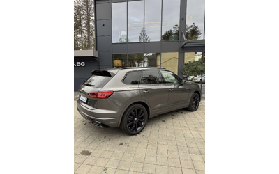 VW Touareg R-LINE - автомобили, коли, обяви за нови и употребявани 6