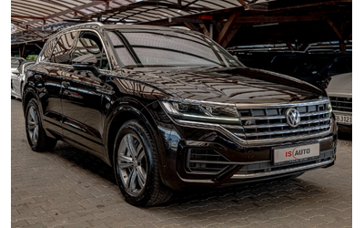 vw-touareg-4-0tdi-rline-obduhvane-kamera-4motion-ambient - 1