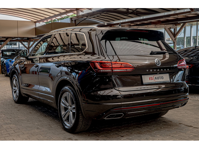 VW Touareg 4.0TDI/Rline/Обдухване/Камера/4Motion/Амбиент - автомобили, коли, обяви за нови и употребявани 5