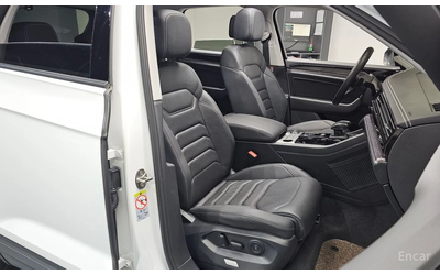 VW Touareg * 3.0TDI* PREMIUM* FULL* КРАЙНА ЦЕНА* - автомобили, коли, обяви за нови и употребявани 9