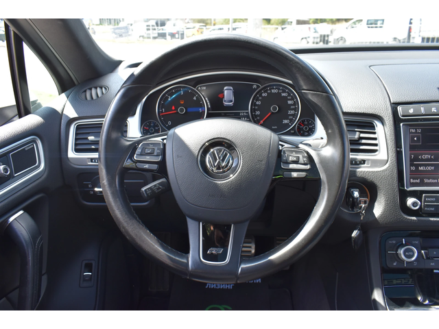 VW Touareg 3.0TDI* R-LINE - автомобили, коли, обяви за нови и употребявани 13