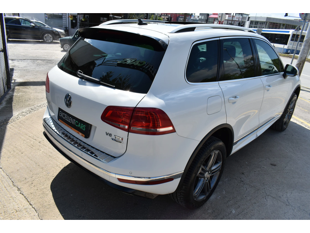 VW Touareg 3.0TDI* R-LINE - автомобили, коли, обяви за нови и употребявани 4