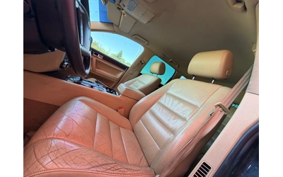 VW Touareg 3.0D* АВТОМАТИК* КОЖА* НА* ПРУЖИНИ* Обслужен - автомобили, коли, обяви за нови и употребявани 10