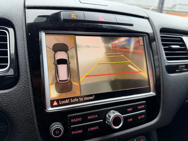 VW Touareg 3.0D* На* Пружини* LED - автомобили, коли, обяви за нови и употребявани 15