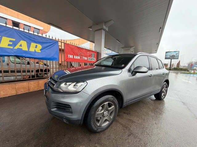 VW Touareg 3.0D* На* Пружини* LED - автомобили, коли, обяви за нови и употребявани 1
