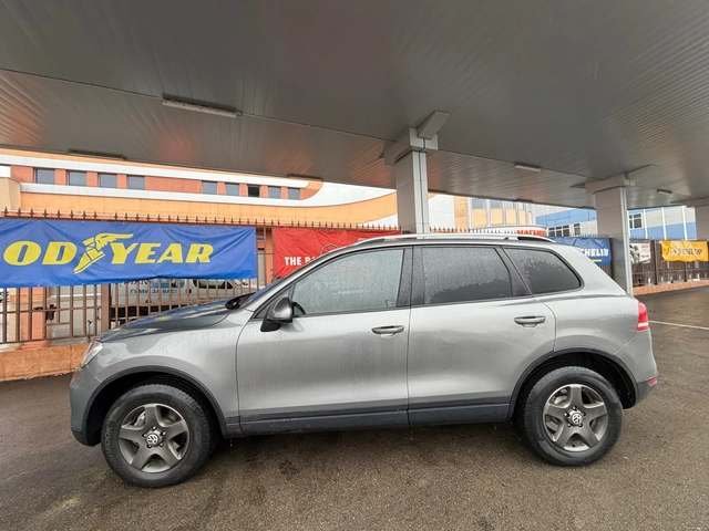 VW Touareg 3.0D* На* Пружини* LED - автомобили, коли, обяви за нови и употребявани 4