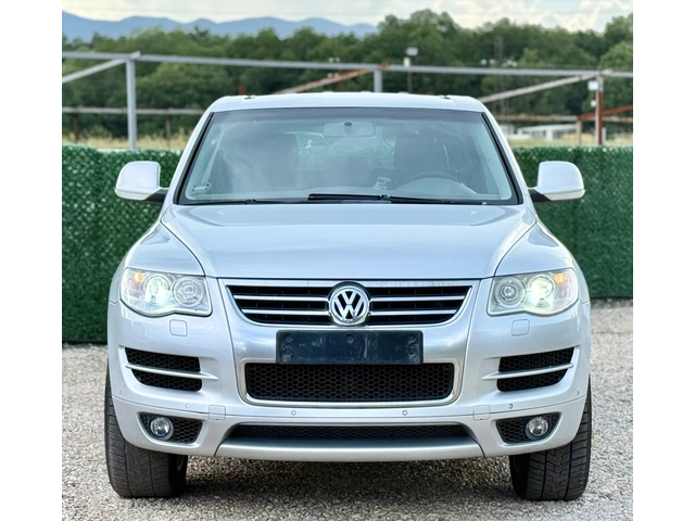 VW Touareg 3.0TDi //R-LINE * FACELIFT* - автомобили, коли, обяви за нови и употребявани 1