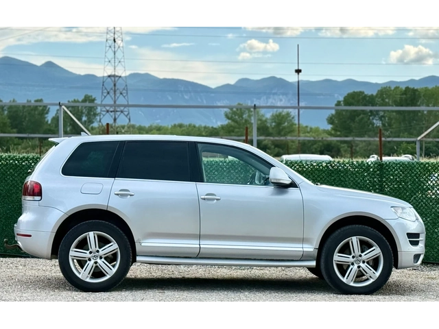 VW Touareg 3.0TDi //R-LINE * FACELIFT* - автомобили, коли, обяви за нови и употребявани 7