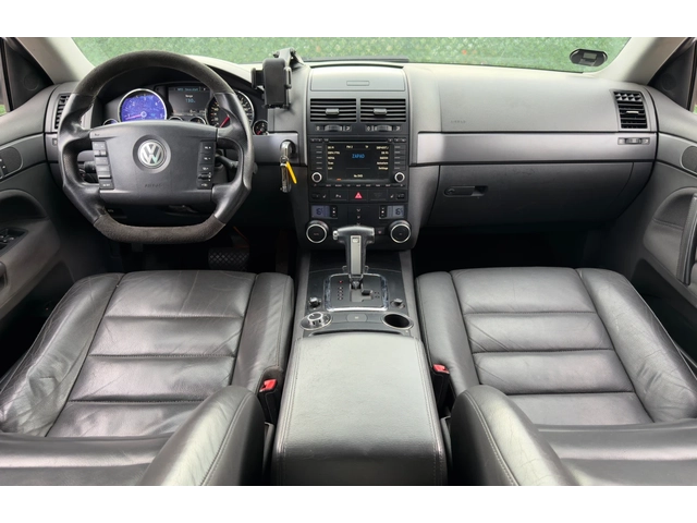 VW Touareg 3.0TDi //R-LINE * FACELIFT* - автомобили, коли, обяви за нови и употребявани 9