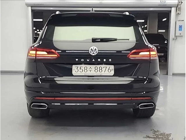 VW Touareg 3.0 V6 TDI / R-lline / 360 КАМЕРИ / ПАНОРАМА /FULL - автомобили, коли, обяви за нови и употребявани 2