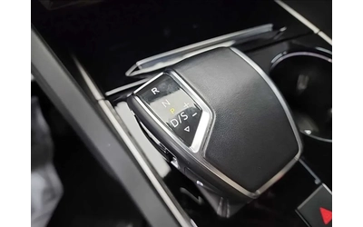VW Touareg 3.0 V6 TDI / R-lline / 360 КАМЕРИ / ПАНОРАМА /FULL - автомобили, коли, обяви за нови и употребявани 7
