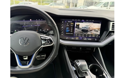 VW Touareg ГАРАНЦИЯ Hybrid R-Line 462 Black Edition Panorama - автомобили, коли, обяви за нови и употребявани 11