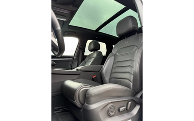 VW Touareg ГАРАНЦИЯ Hybrid R-Line 462 Black Edition Panorama - автомобили, коли, обяви за нови и употребявани 12